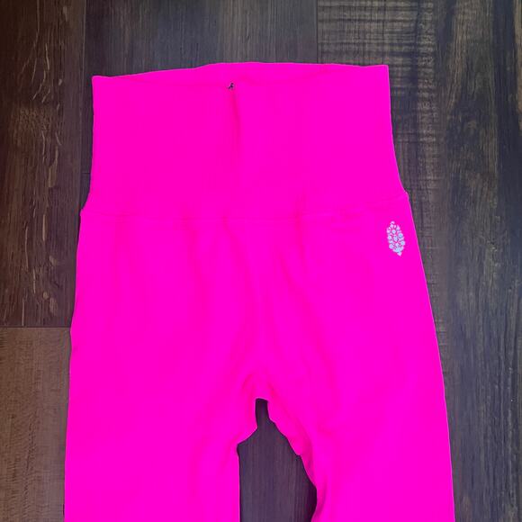 NWOT Free People Movement Good Karma Leggings in Hot Pink xs/s - Picture 14 of 15